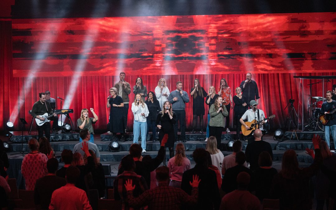 Fyra nya låtar släpps av Pingst efter unik liveinspelning