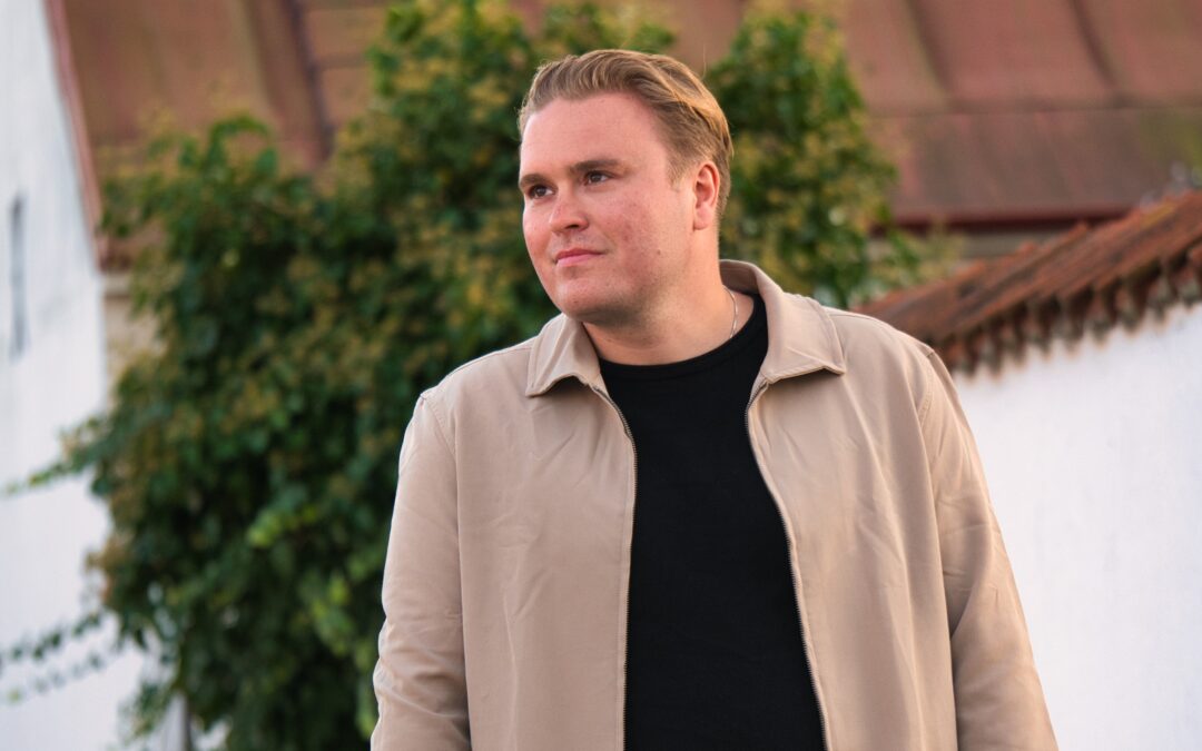 Jesus räddade hans liv – nu hjälper Simon andra unga